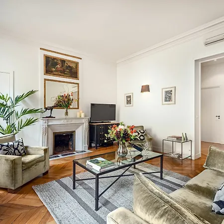 Apartment Rue Honore Chevalier - Two Bedroom Paris